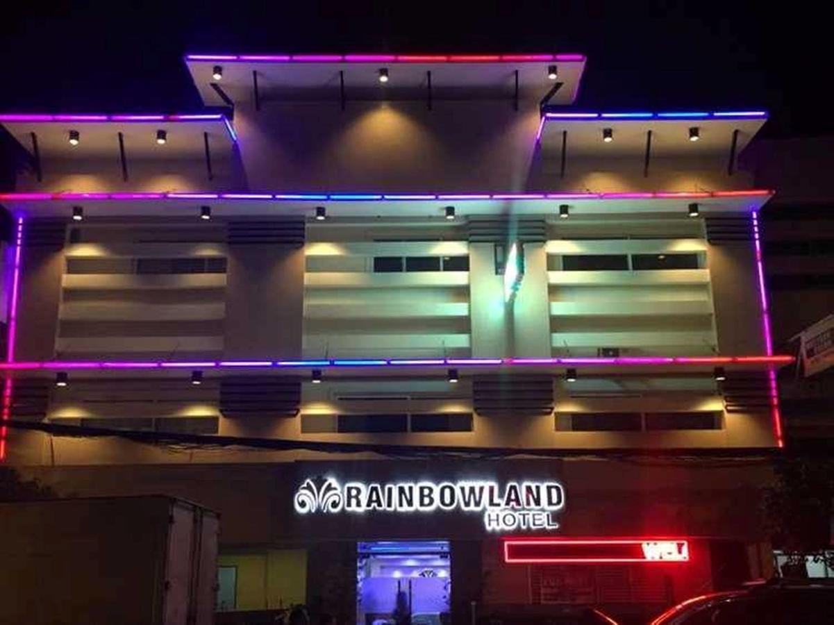 Rainbowland Hotel Olongapo Buitenkant foto