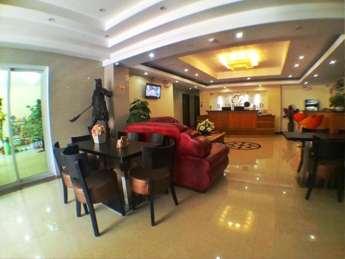 Rainbowland Hotel Olongapo Buitenkant foto
